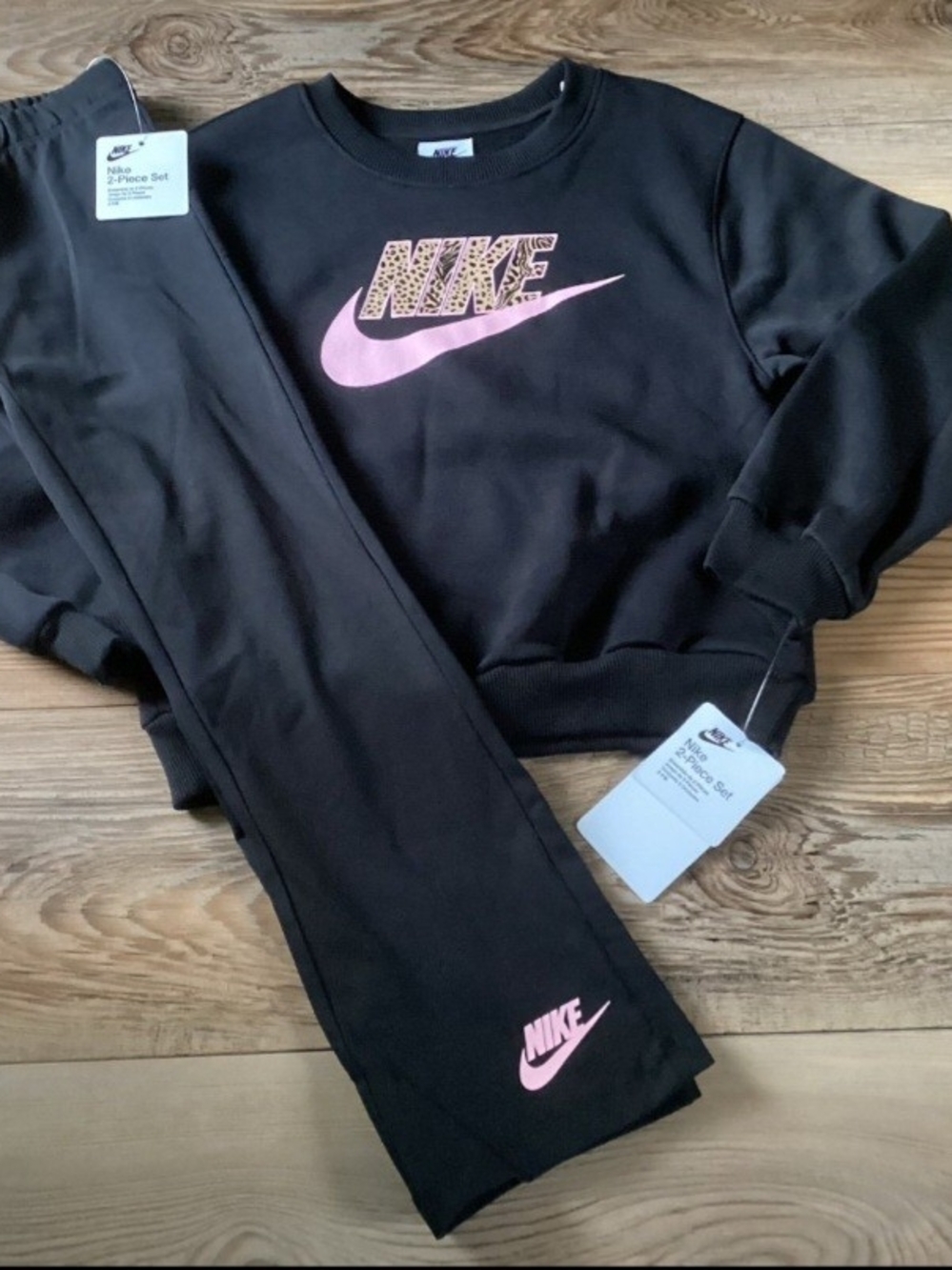 Nike Girls  Sweatshirt & Leggings Set with Pink Logo Size 6X(NWT)~PRICE IS FIRM~